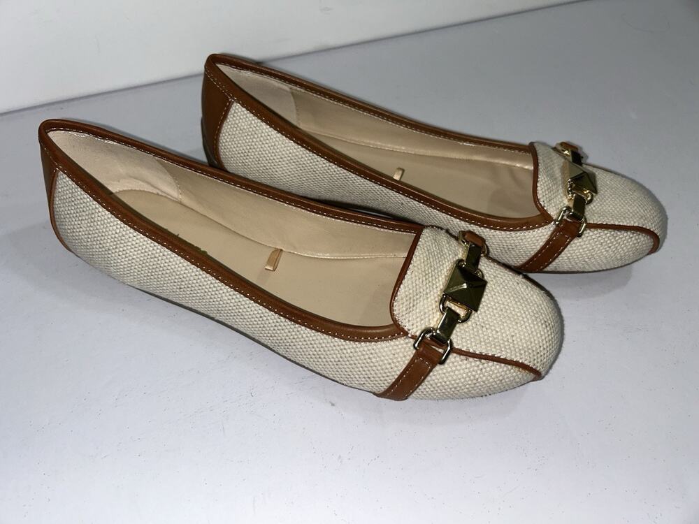 Liz Claiborne Refined Comfort Sciliy Flats Luggage Natural Size 6M NWOB